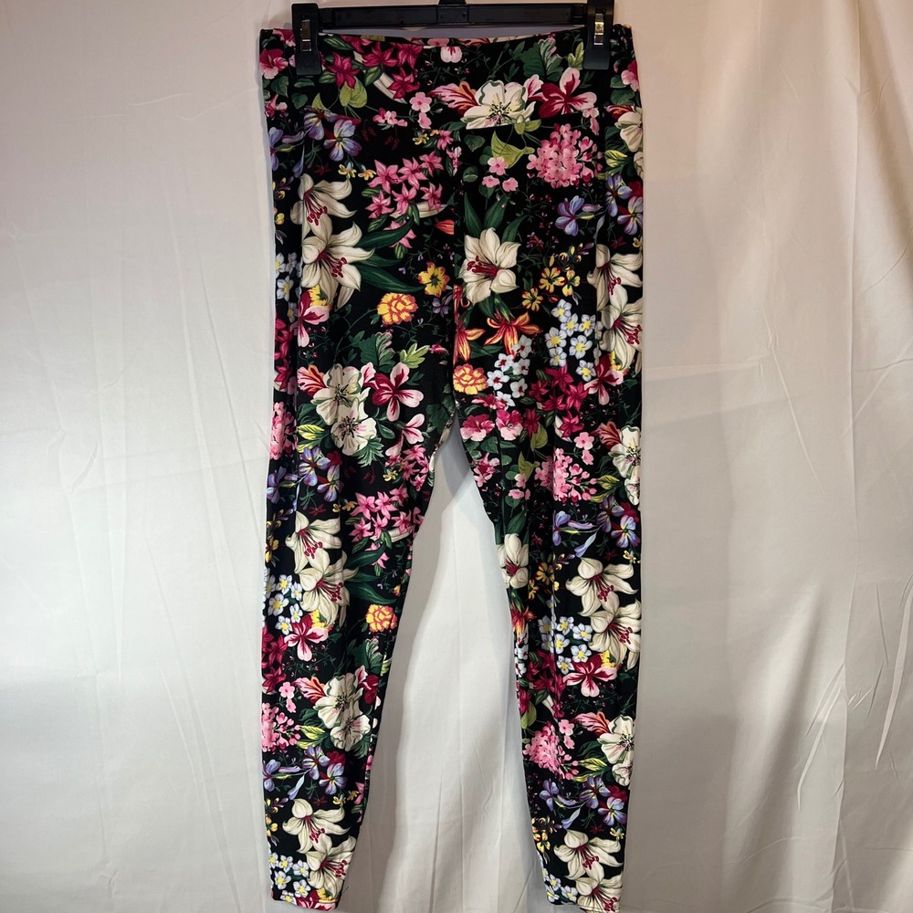 Womens Plus Size Black Floral Leggings‎ Vibrant Flower Print Comfortable Pants